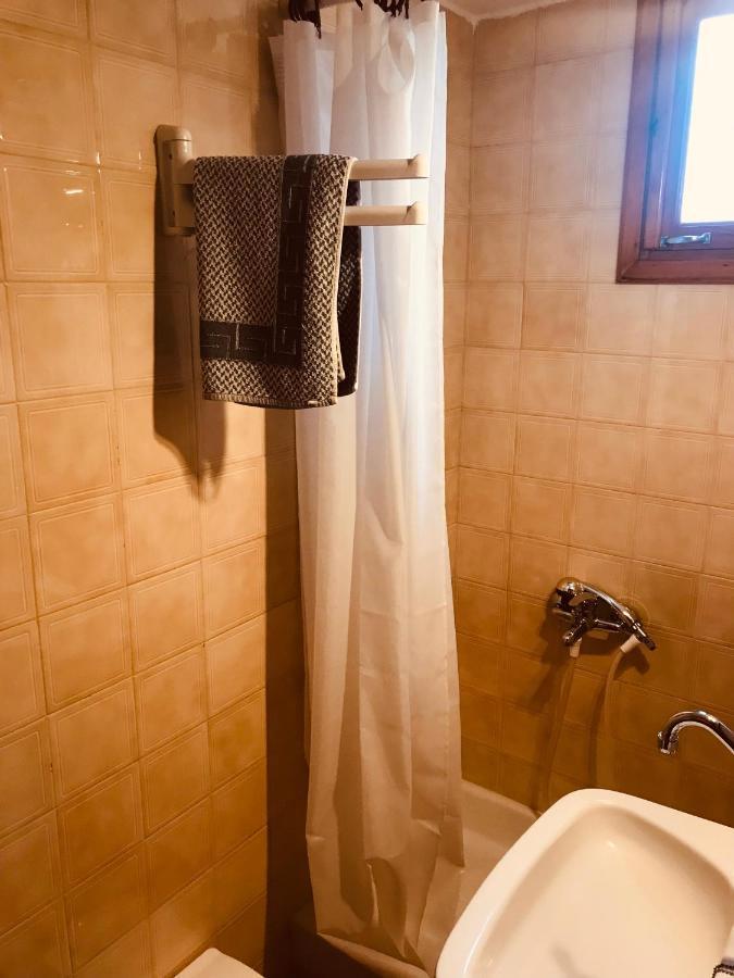 9Mouses Chasiotis Guest House Ampelakia Экстерьер фото